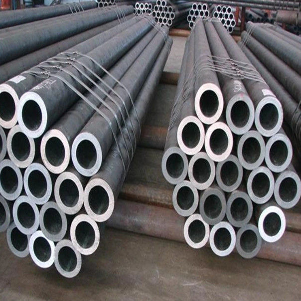 لوله های فولادی ساختاری حفره ای Api 5l X42-X80 لوله های گاز نفت Od 18mm 6